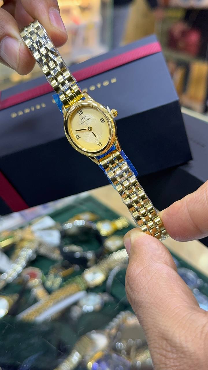 Daniel Wellington Ophelia Doré Jaune