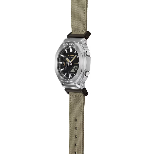 G-Shock GM Grisâtre