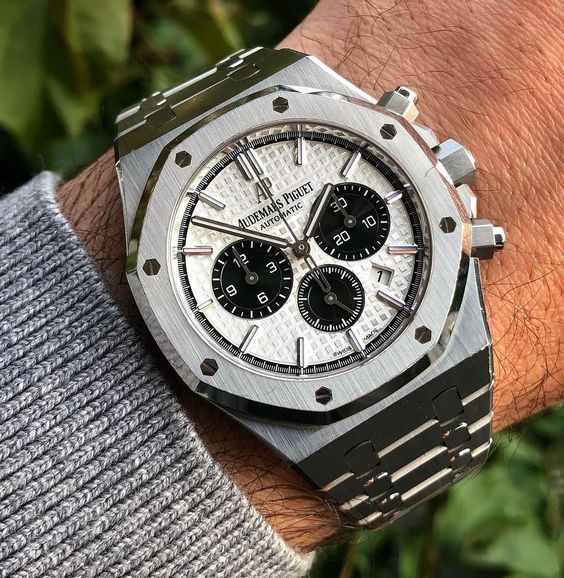 Audemars Piguet Royal Oak Chronograph Panda