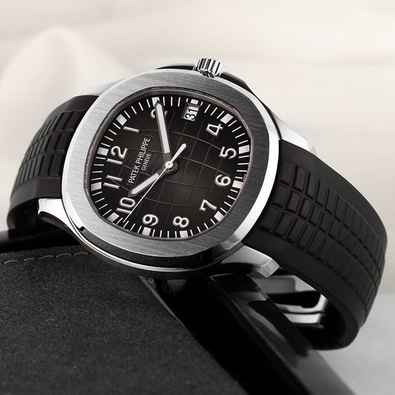 Patek Philippe Aquanaut Noir