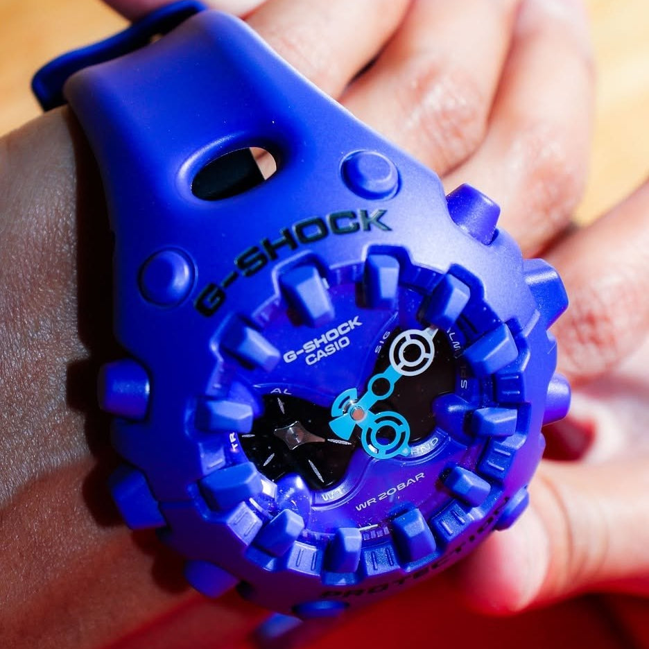 G-Shock V01 BLEU