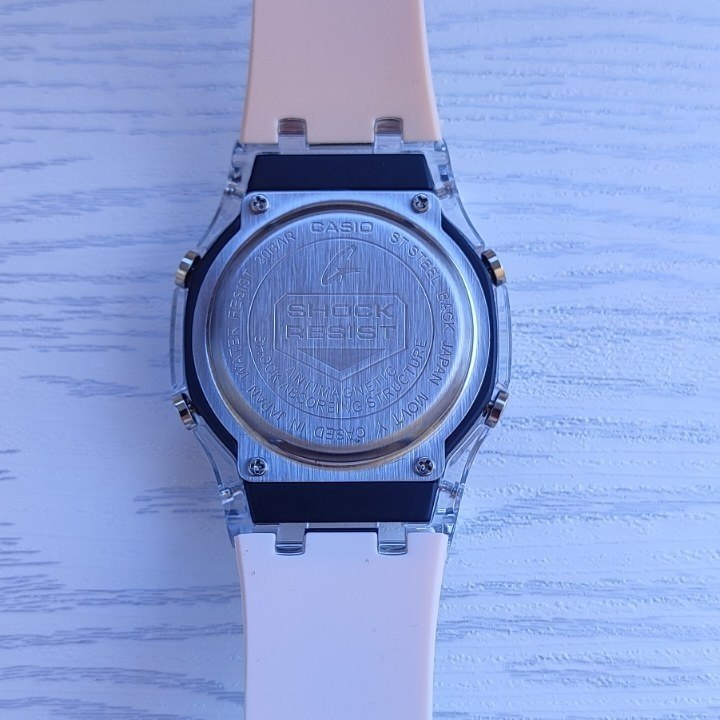G-Shock PALE PINK
