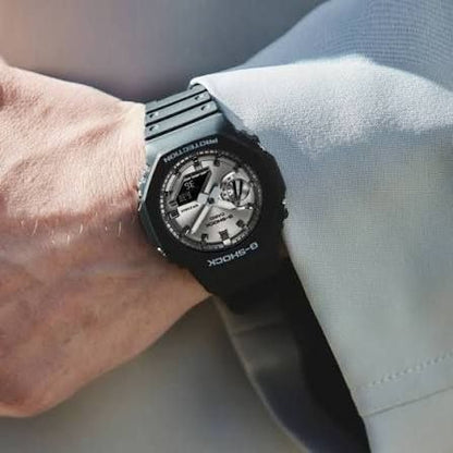 G-Shock black-silver
