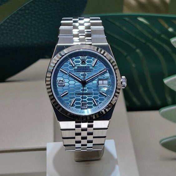 Rolex Land-Dweller bleu