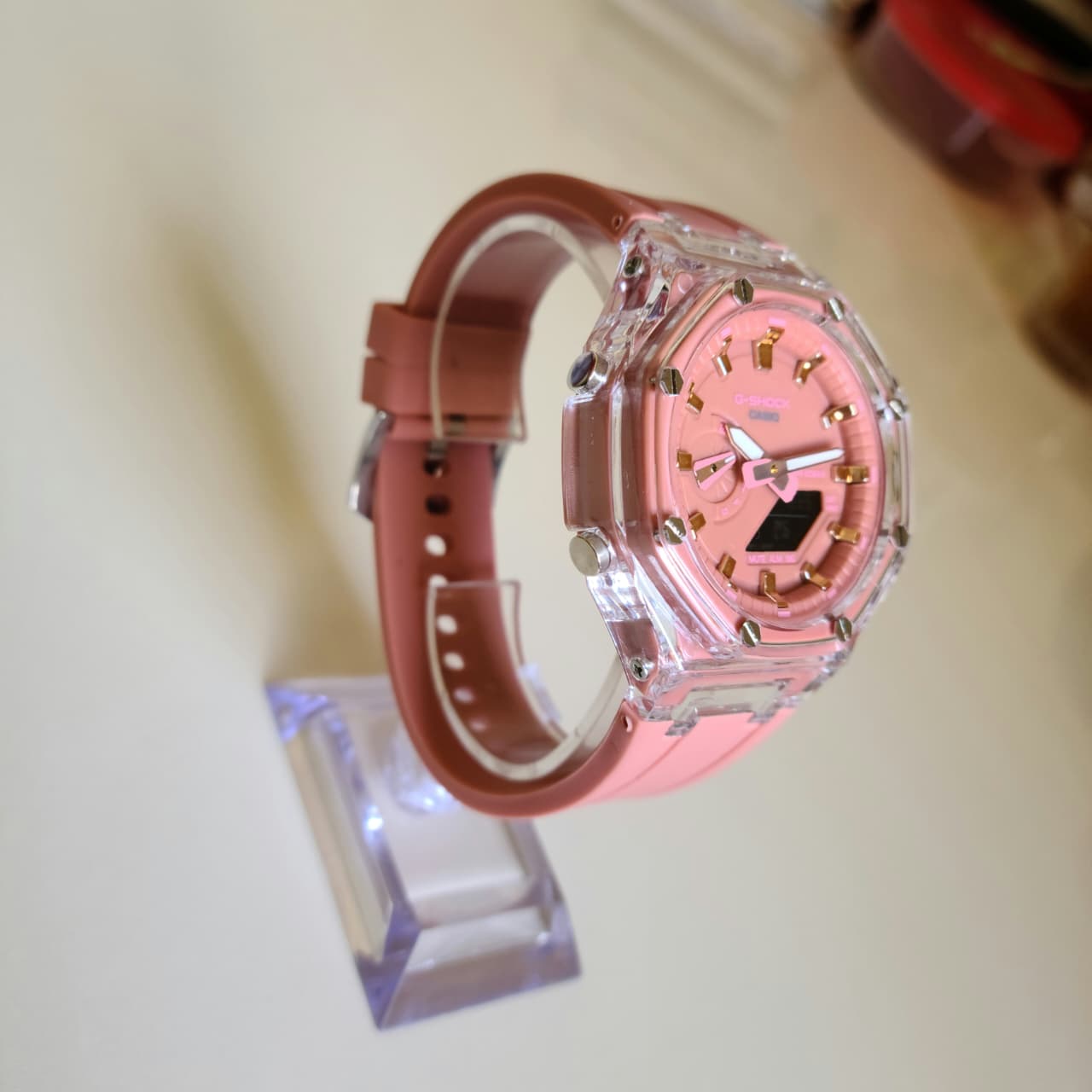 G-Shock Rose transparent